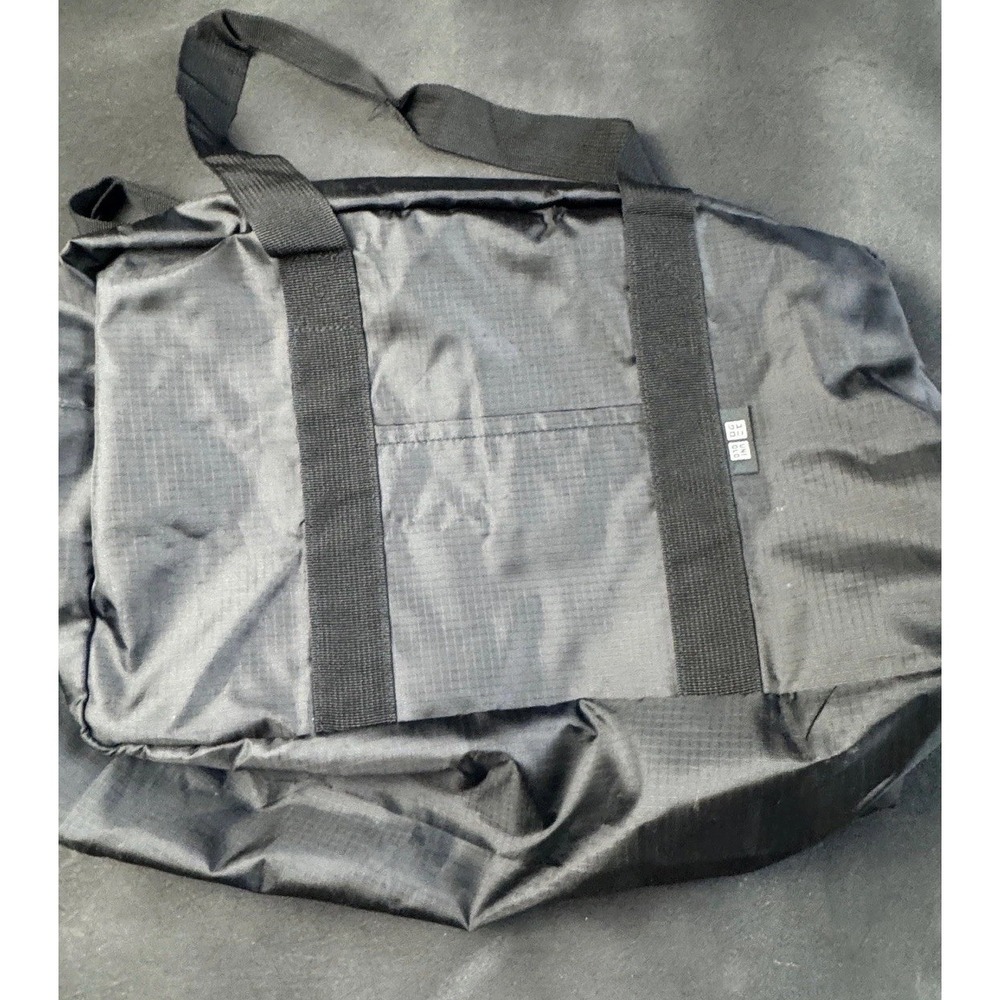 Uniqlo Black Ripstop Nylon Duffle Bag Travel Gym Weekender Lightweight